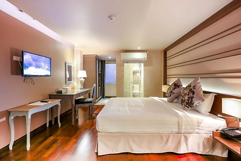 The Sathon Vimanda Hotel Bangkok Exterior foto